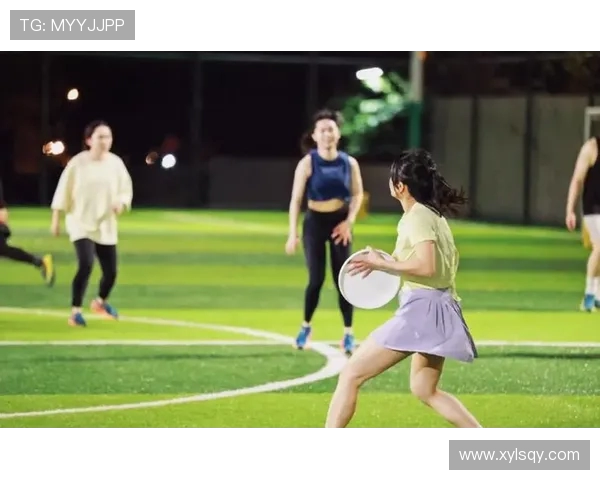 飞盘竞技新视角:深入解析北京飞盘队的战术布局与团队协作 飞盘竞技新视角:深入解析北京飞盘队的战术布局与团队协作