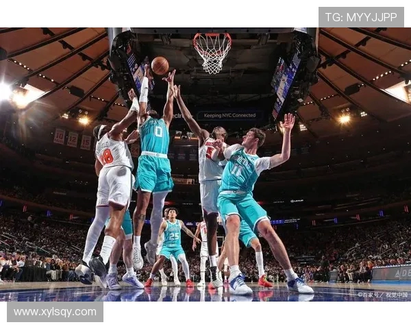 骑士挑战尼克斯冲击季后赛席位 谁能在关键战中笑到最后