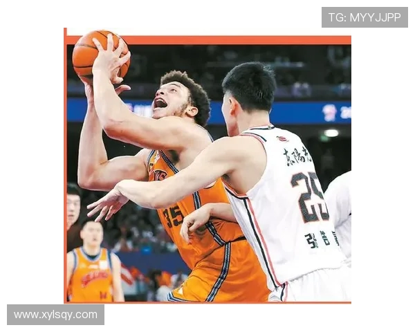 2018年CBA上海队对阵广东队精彩回顾与赛后分析